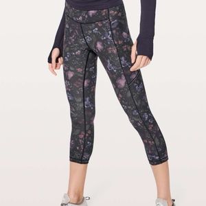 Lululemon Women's Speed Up Crop (21") Frozen Flourish Multi Size 4